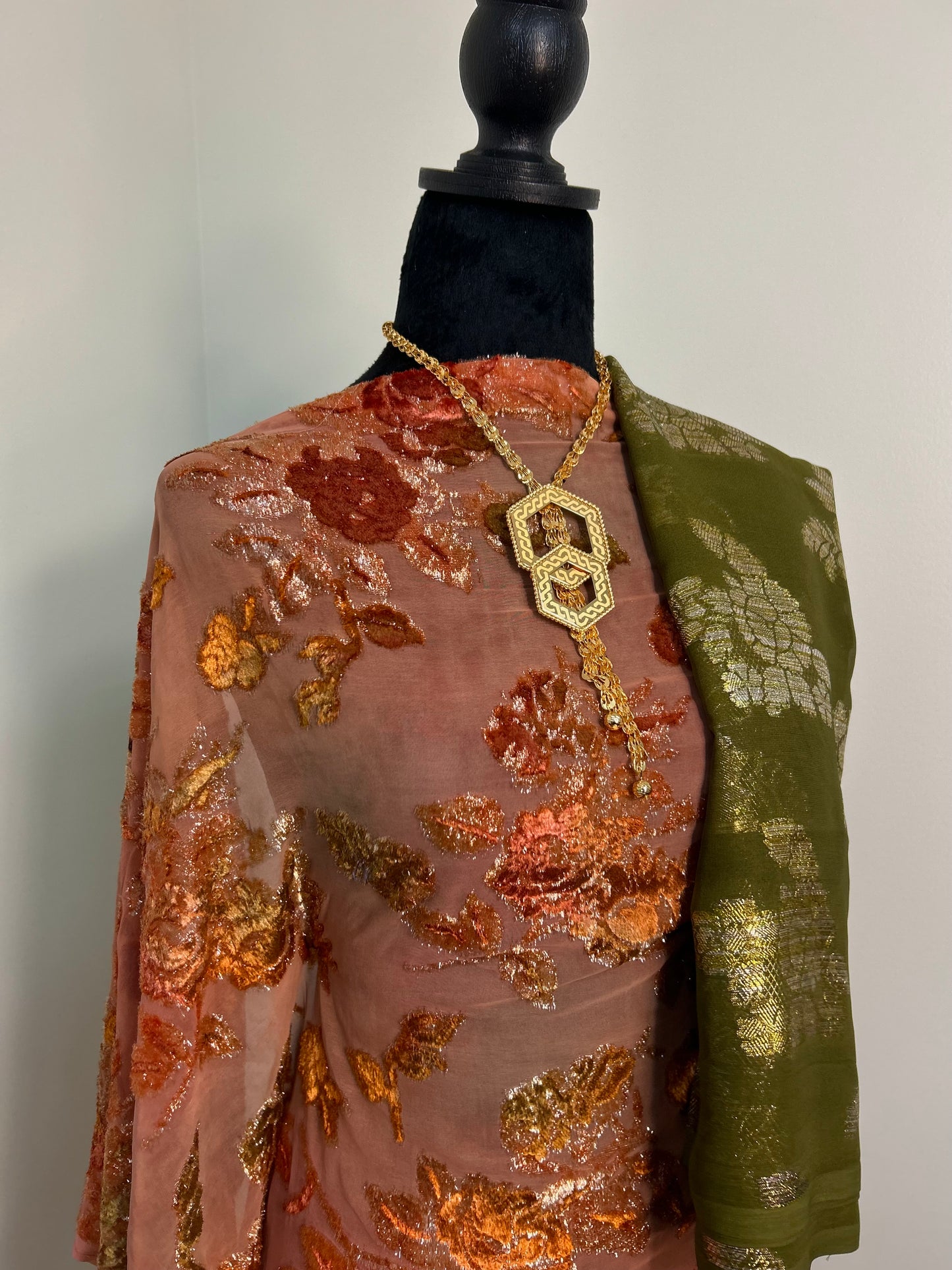 Orange Floral Maqbal Dirac Set