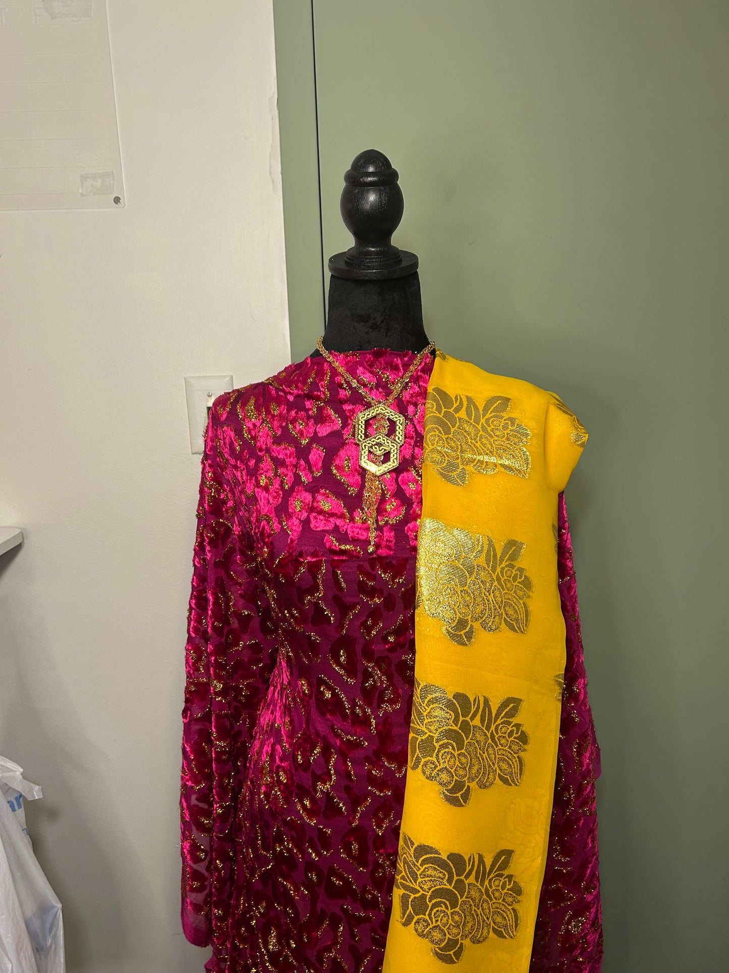 Hot Pink and Gold Leopard Print Maqbal Dirac Set